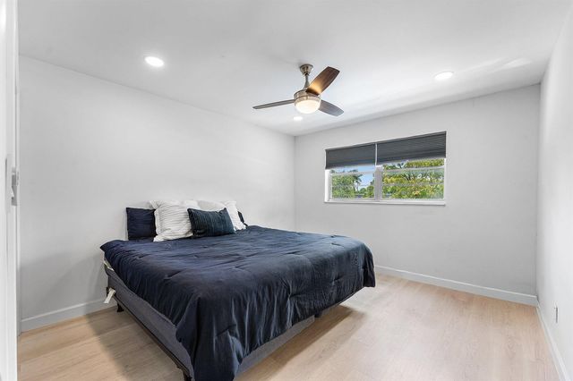 340 NW 19th Street 2020, Boca Raton, FL 33432