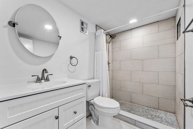 340 NW 19th Street 2020, Boca Raton, FL 33432