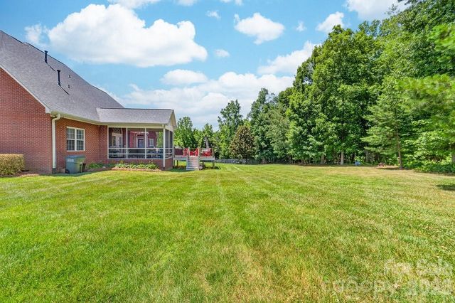 5633 Old Town Lane, Gastonia, NC 28056
