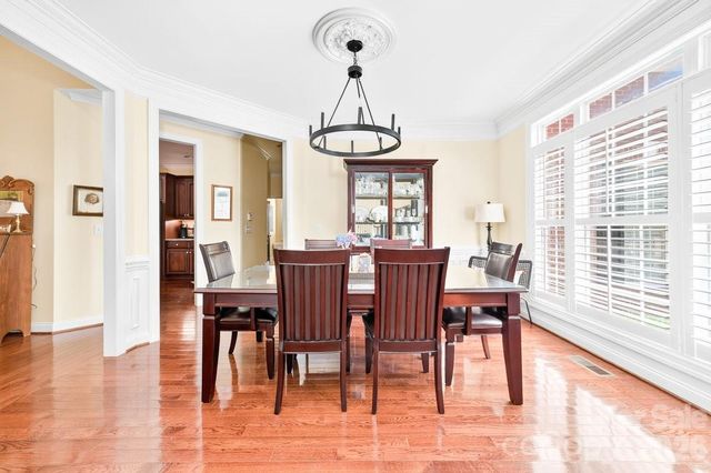 5633 Old Town Lane, Gastonia, NC 28056