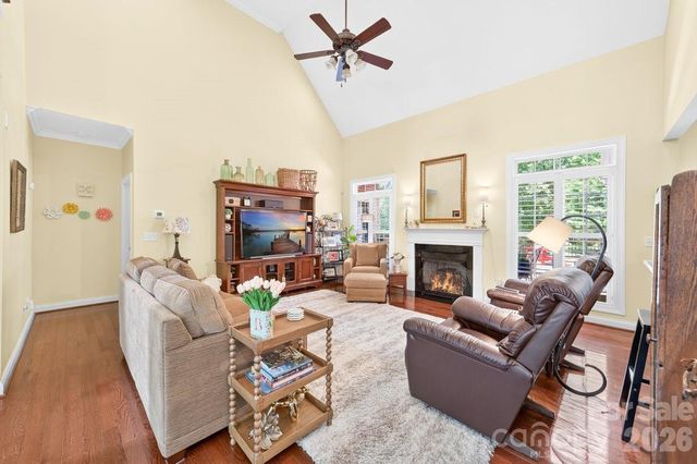 5633 Old Town Lane, Gastonia, NC 28056