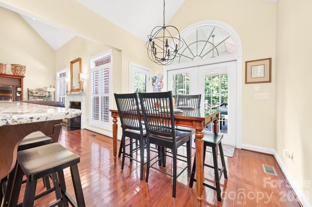 5633 Old Town Lane, Gastonia, NC 28056