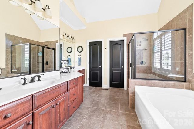 5633 Old Town Lane, Gastonia, NC 28056