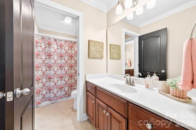 5633 Old Town Lane, Gastonia, NC 28056