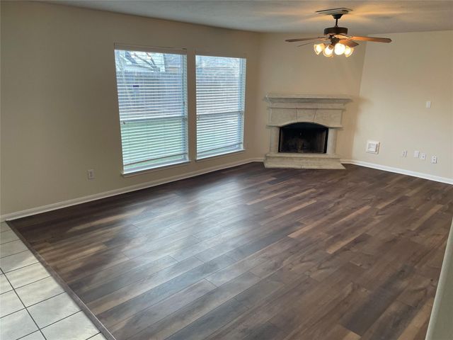 9027 Ferndale View Drive, Houston, TX 77064