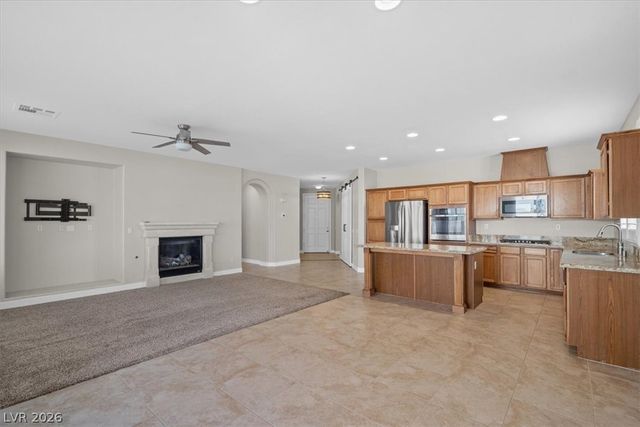 988 Buffalo River Avenue, Henderson, NV 89002
