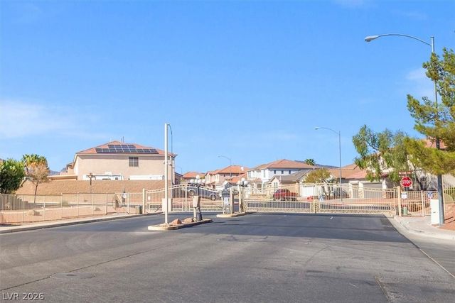 988 Buffalo River Avenue, Henderson, NV 89002