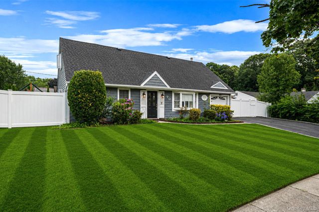 70 Clymer Street, Port Jefferson Station, NY 11776