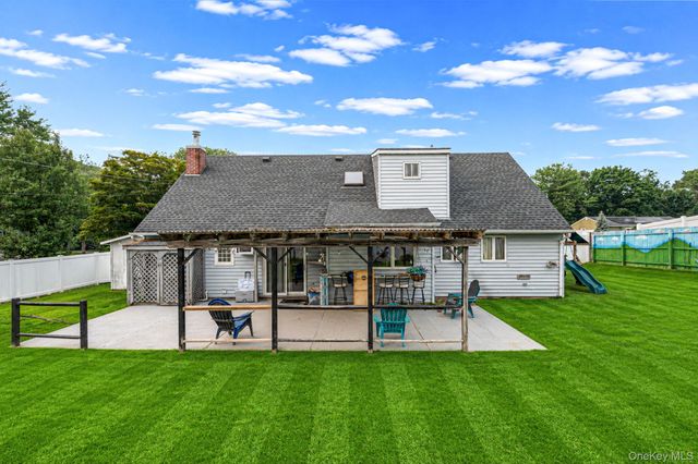 70 Clymer Street, Port Jefferson Station, NY 11776