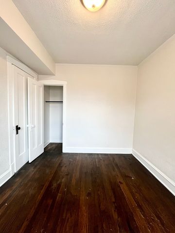 3636 W Iowa Street 1F, Chicago, IL 60651