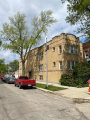 3636 W Iowa Street 1F, Chicago, IL 60651