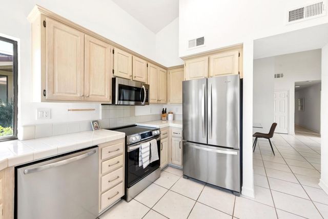 268 Running Springs Drive, Palm Desert, CA 92211