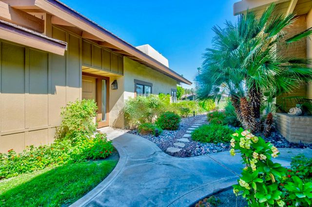 268 Running Springs Drive, Palm Desert, CA 92211