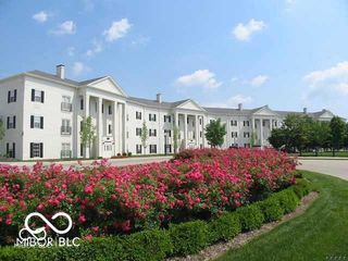 12938 University Crescent APT 2B, Carmel, IN 46032