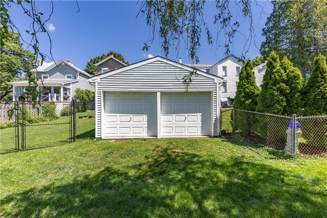 502 Maryland Ave, Oakmont, PA 15139