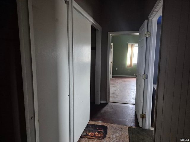 117 N MONROE Street, Golconda, IL 62938