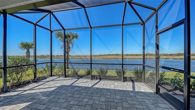 2118 SYLVESTER PALM LANE, Bradenton, FL 34212