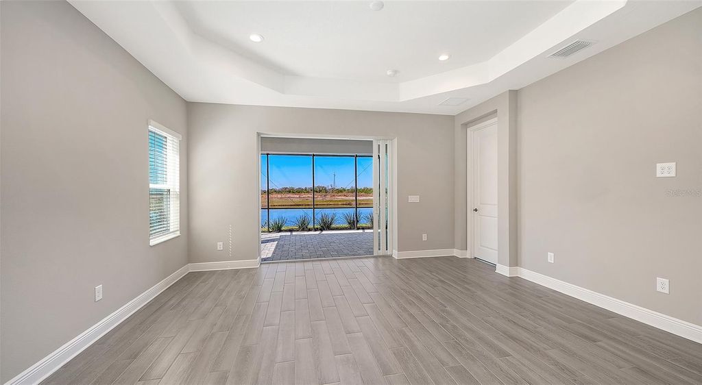 Image 11 of property listing at 2118 SYLVESTER PALM LANE, Bradenton, FL 34212