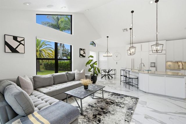10720 Ave Of The Pga, Palm Beach Gardens, FL 33418