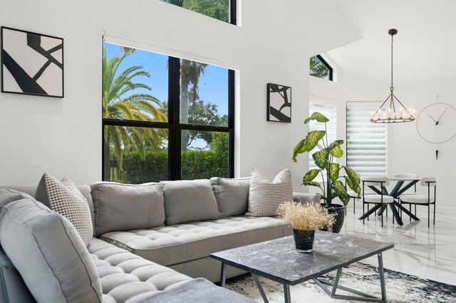 10720 Ave Of The Pga, Palm Beach Gardens, FL 33418