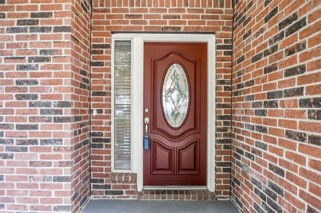 13111 Rippling Creek Lane, Pearland, TX 77584