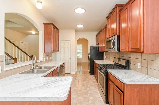 13111 Rippling Creek Lane, Pearland, TX 77584