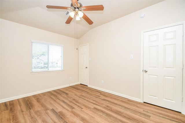 13111 Rippling Creek Lane, Pearland, TX 77584