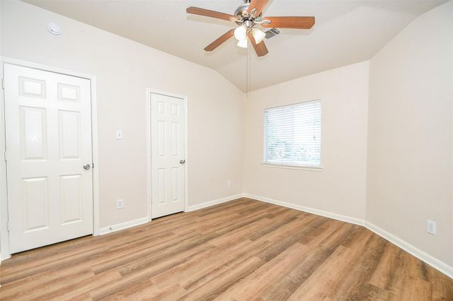 13111 Rippling Creek Lane, Pearland, TX 77584