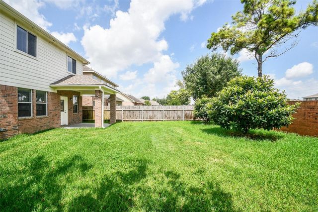 13111 Rippling Creek Lane, Pearland, TX 77584