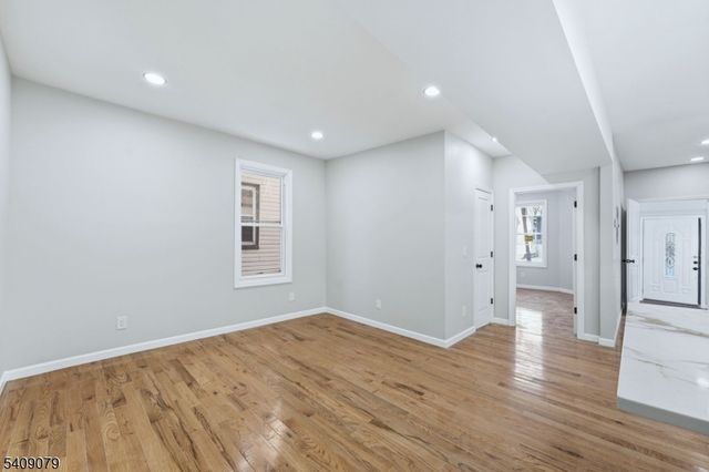 14 Ruth St, Irvington Twp., NJ 07111