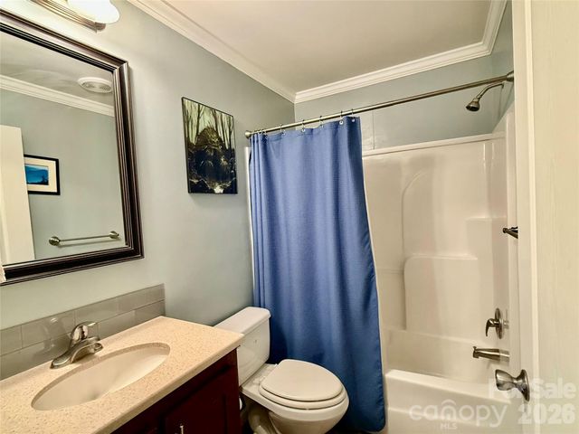 11 Pisgah View Road, Asheville, NC 28806