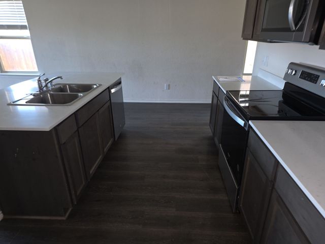 2160 Ocelot Street, Crandall, TX 75114