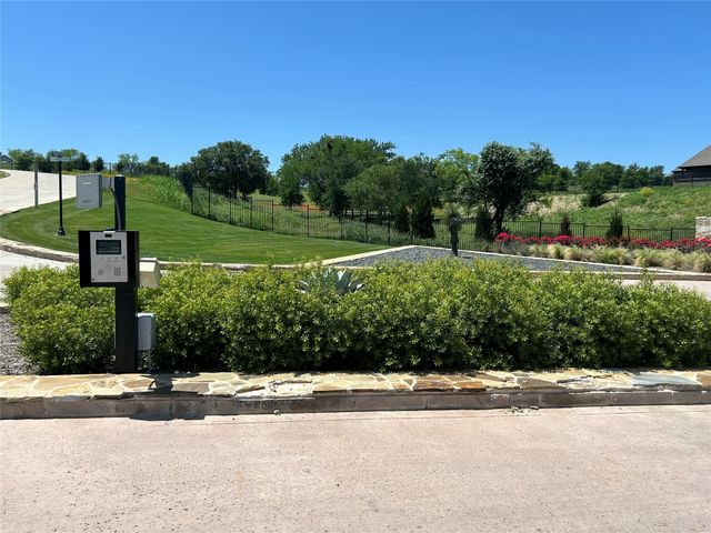 2027 Hidden Bluff Drive, Aledo, TX 76008