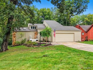 732 High Hill Court, Lake St Louis, MO 63367