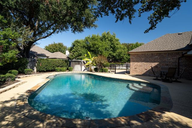 6708 E Park Drive, Fort Worth, TX 76132