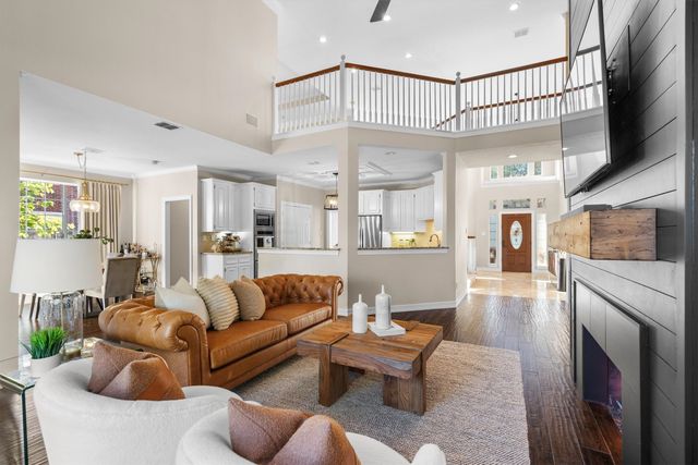 6708 E Park Drive, Fort Worth, TX 76132