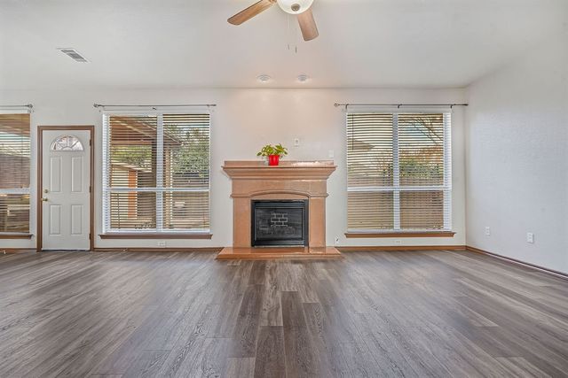 2829 Gray Rock Drive, Fort Worth, TX 76131