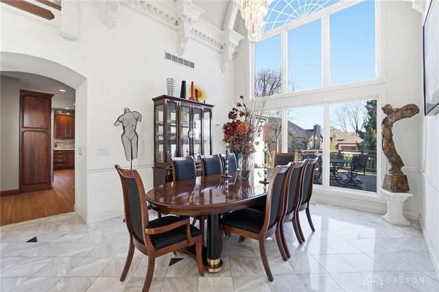 20 Inverness Court, Springboro, OH 45066