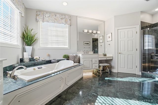 20 Inverness Court, Springboro, OH 45066