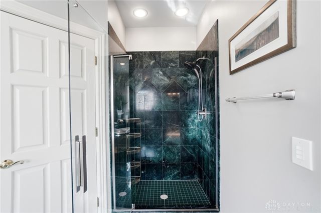 20 Inverness Court, Springboro, OH 45066