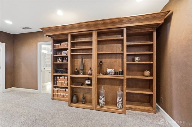 20 Inverness Court, Springboro, OH 45066