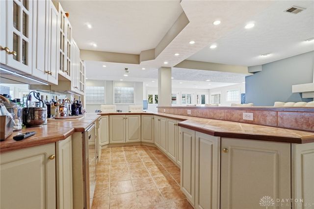 20 Inverness Court, Springboro, OH 45066