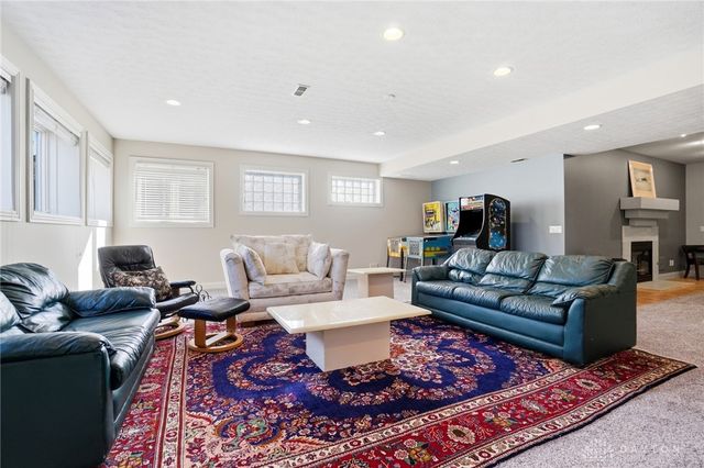 20 Inverness Court, Springboro, OH 45066