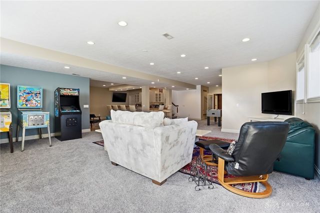 20 Inverness Court, Springboro, OH 45066