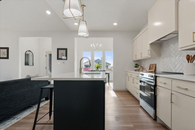 1408 Farmhouse Avenue, Wolfforth, TX 79382