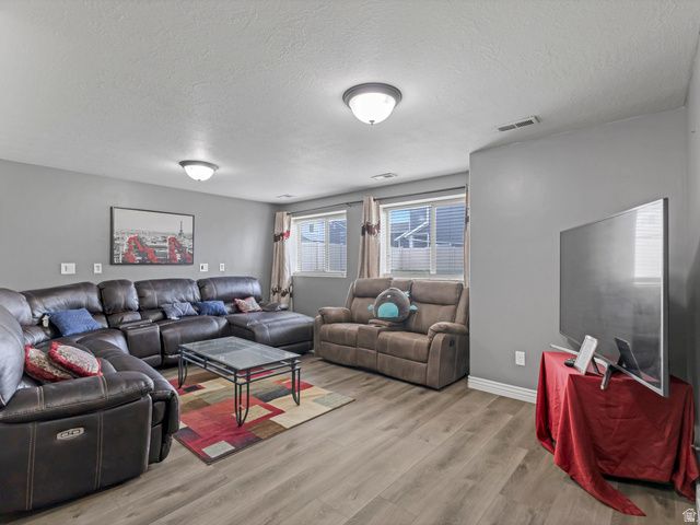 3023 W 3825 S, West Haven, UT 84401