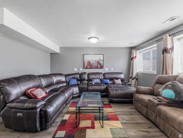 3023 W 3825 S, West Haven, UT 84401