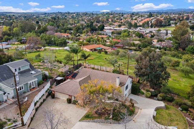 1366 Via Feliz, Fallbrook, CA 92028