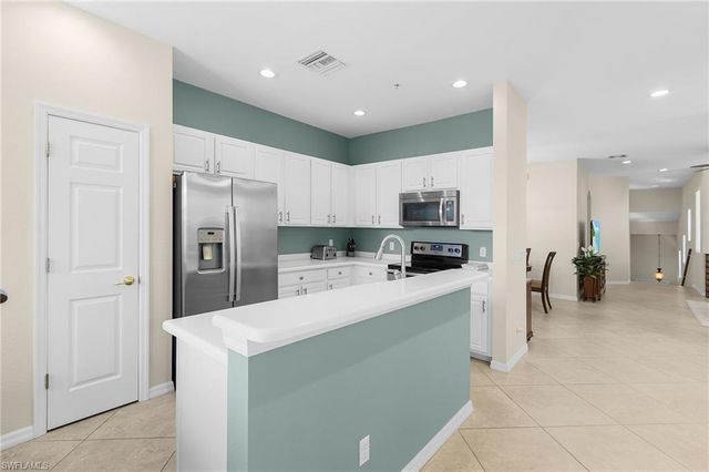 9651 Spanish Moss WAY 4121, Bonita Springs, FL 34135