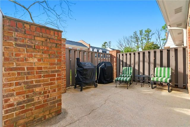 3 N Boundary Pl NW, Atlanta, GA 30318